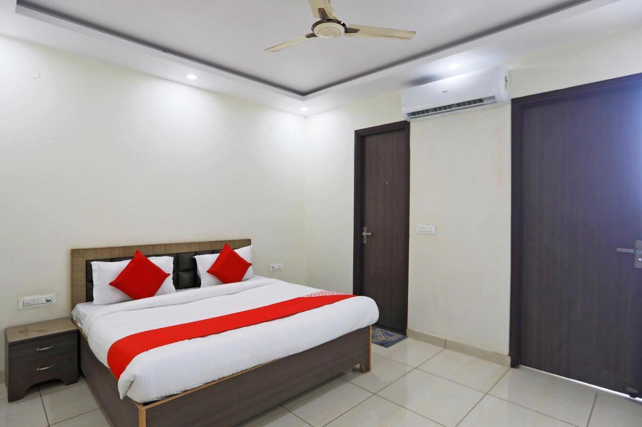 Oyo 48501 Dayal Regency Hotel Hapur Kültér fotó
