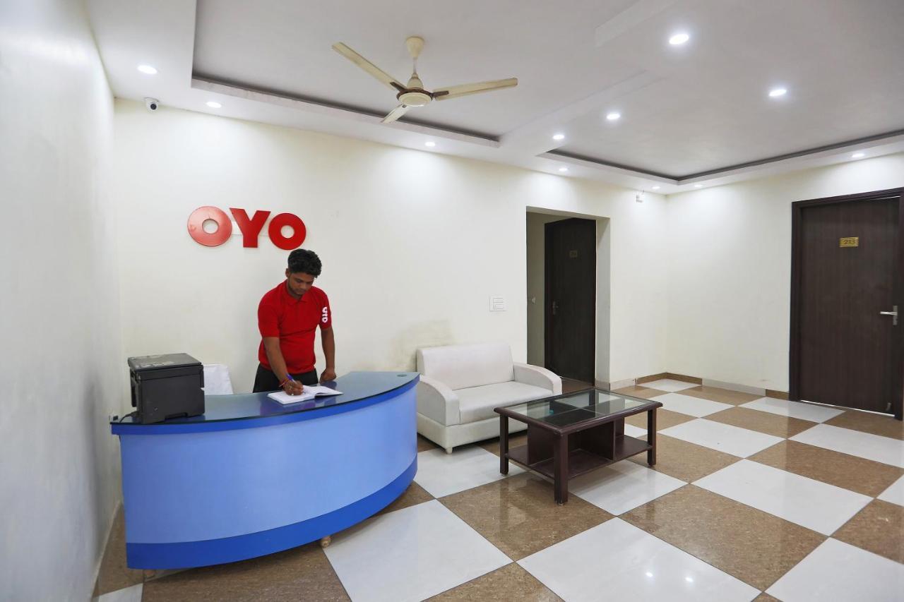Oyo 48501 Dayal Regency Hotel Hapur Kültér fotó
